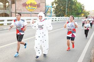 BIB: 6056, 6125, 6265
                            <button type="button" onclick="openModal(6469170)" class="btn btn-primary btn-sm float-right btn-popup" data-toggle="modal" data-target=".modal-high-quality">
                        <i class="fas fa-shopping-cart"></i> Add to Cart
                    </button>
                                            <button type="button" onclick="isThisMe(6469170, true)" class="btn btn-success btn-sm float-right btn-popup btn-isme hidden" data-toggle="tooltip" data-placement="bottom" title="นี่คือรูปของคุณใช่ไหม คลิกที่นี่เพื่อเอาเข้าอัลบั้ม">
                        <i class="fas fa-plus"></i> Add to album
                    </button>
                    <button type="button" onclick="isThisMe(6469170, false)" class="btn btn-warning btn-sm float-right btn-popup btn-isnotme hidden">
                        <i class="fas fa-ban"></i> Remove from album
                    </button>