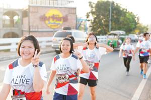 BIB: 720, 6745
                            <button type="button" onclick="openModal(6436475)" class="btn btn-primary btn-sm float-right btn-popup" data-toggle="modal" data-target=".modal-high-quality">
                        <i class="fas fa-shopping-cart"></i> Add to Cart
                    </button>
                                            <button type="button" onclick="isThisMe(6436475, true)" class="btn btn-success btn-sm float-right btn-popup btn-isme hidden" data-toggle="tooltip" data-placement="bottom" title="นี่คือรูปของคุณใช่ไหม คลิกที่นี่เพื่อเอาเข้าอัลบั้ม">
                        <i class="fas fa-plus"></i> Add to album
                    </button>
                    <button type="button" onclick="isThisMe(6436475, false)" class="btn btn-warning btn-sm float-right btn-popup btn-isnotme hidden">
                        <i class="fas fa-ban"></i> Remove from album
                    </button>