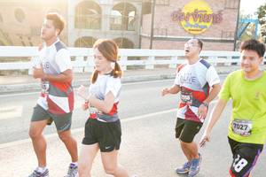 BIB: 2988, 7027
                            <button type="button" onclick="openModal(6435902)" class="btn btn-primary btn-sm float-right btn-popup" data-toggle="modal" data-target=".modal-high-quality">
                        <i class="fas fa-shopping-cart"></i> Add to Cart
                    </button>
                                            <button type="button" onclick="isThisMe(6435902, true)" class="btn btn-success btn-sm float-right btn-popup btn-isme hidden" data-toggle="tooltip" data-placement="bottom" title="นี่คือรูปของคุณใช่ไหม คลิกที่นี่เพื่อเอาเข้าอัลบั้ม">
                        <i class="fas fa-plus"></i> Add to album
                    </button>
                    <button type="button" onclick="isThisMe(6435902, false)" class="btn btn-warning btn-sm float-right btn-popup btn-isnotme hidden">
                        <i class="fas fa-ban"></i> Remove from album
                    </button>