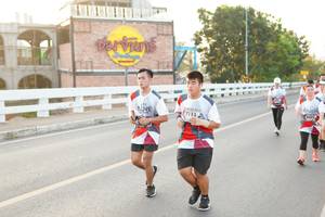 BIB: 6231, 7111
                            <button type="button" onclick="openModal(6469965)" class="btn btn-primary btn-sm float-right btn-popup" data-toggle="modal" data-target=".modal-high-quality">
                        <i class="fas fa-shopping-cart"></i> Add to Cart
                    </button>
                                            <button type="button" onclick="isThisMe(6469965, true)" class="btn btn-success btn-sm float-right btn-popup btn-isme hidden" data-toggle="tooltip" data-placement="bottom" title="นี่คือรูปของคุณใช่ไหม คลิกที่นี่เพื่อเอาเข้าอัลบั้ม">
                        <i class="fas fa-plus"></i> Add to album
                    </button>
                    <button type="button" onclick="isThisMe(6469965, false)" class="btn btn-warning btn-sm float-right btn-popup btn-isnotme hidden">
                        <i class="fas fa-ban"></i> Remove from album
                    </button>