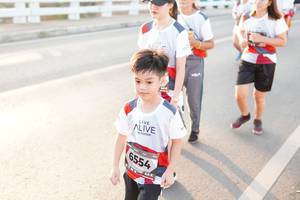 BIB: 6554
                            <button type="button" onclick="openModal(6436165)" class="btn btn-primary btn-sm float-right btn-popup" data-toggle="modal" data-target=".modal-high-quality">
                        <i class="fas fa-shopping-cart"></i> Add to Cart
                    </button>
                                            <button type="button" onclick="isThisMe(6436165, true)" class="btn btn-success btn-sm float-right btn-popup btn-isme hidden" data-toggle="tooltip" data-placement="bottom" title="นี่คือรูปของคุณใช่ไหม คลิกที่นี่เพื่อเอาเข้าอัลบั้ม">
                        <i class="fas fa-plus"></i> Add to album
                    </button>
                    <button type="button" onclick="isThisMe(6436165, false)" class="btn btn-warning btn-sm float-right btn-popup btn-isnotme hidden">
                        <i class="fas fa-ban"></i> Remove from album
                    </button>