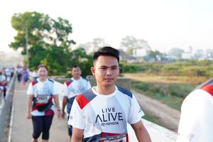 BIB: 7521
                            <button type="button" onclick="openModal(6437174)" class="btn btn-primary btn-sm float-right btn-popup" data-toggle="modal" data-target=".modal-high-quality">
                        <i class="fas fa-shopping-cart"></i> Add to Cart
                    </button>
                                            <button type="button" onclick="isThisMe(6437174, true)" class="btn btn-success btn-sm float-right btn-popup btn-isme hidden" data-toggle="tooltip" data-placement="bottom" title="นี่คือรูปของคุณใช่ไหม คลิกที่นี่เพื่อเอาเข้าอัลบั้ม">
                        <i class="fas fa-plus"></i> Add to album
                    </button>
                    <button type="button" onclick="isThisMe(6437174, false)" class="btn btn-warning btn-sm float-right btn-popup btn-isnotme hidden">
                        <i class="fas fa-ban"></i> Remove from album
                    </button>