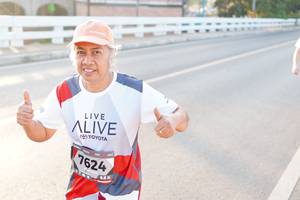 BIB: 7624
                            <button type="button" onclick="openModal(6436654)" class="btn btn-primary btn-sm float-right btn-popup" data-toggle="modal" data-target=".modal-high-quality">
                        <i class="fas fa-shopping-cart"></i> Add to Cart
                    </button>
                                            <button type="button" onclick="isThisMe(6436654, true)" class="btn btn-success btn-sm float-right btn-popup btn-isme hidden" data-toggle="tooltip" data-placement="bottom" title="นี่คือรูปของคุณใช่ไหม คลิกที่นี่เพื่อเอาเข้าอัลบั้ม">
                        <i class="fas fa-plus"></i> Add to album
                    </button>
                    <button type="button" onclick="isThisMe(6436654, false)" class="btn btn-warning btn-sm float-right btn-popup btn-isnotme hidden">
                        <i class="fas fa-ban"></i> Remove from album
                    </button>