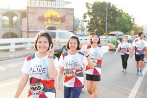 BIB: 6745, 6609
                            <button type="button" onclick="openModal(6436471)" class="btn btn-primary btn-sm float-right btn-popup" data-toggle="modal" data-target=".modal-high-quality">
                        <i class="fas fa-shopping-cart"></i> Add to Cart
                    </button>
                                            <button type="button" onclick="isThisMe(6436471, true)" class="btn btn-success btn-sm float-right btn-popup btn-isme hidden" data-toggle="tooltip" data-placement="bottom" title="นี่คือรูปของคุณใช่ไหม คลิกที่นี่เพื่อเอาเข้าอัลบั้ม">
                        <i class="fas fa-plus"></i> Add to album
                    </button>
                    <button type="button" onclick="isThisMe(6436471, false)" class="btn btn-warning btn-sm float-right btn-popup btn-isnotme hidden">
                        <i class="fas fa-ban"></i> Remove from album
                    </button>