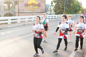 BIB: 3903, 3827
                            <button type="button" onclick="openModal(6436562)" class="btn btn-primary btn-sm float-right btn-popup" data-toggle="modal" data-target=".modal-high-quality">
                        <i class="fas fa-shopping-cart"></i> Add to Cart
                    </button>
                                            <button type="button" onclick="isThisMe(6436562, true)" class="btn btn-success btn-sm float-right btn-popup btn-isme hidden" data-toggle="tooltip" data-placement="bottom" title="นี่คือรูปของคุณใช่ไหม คลิกที่นี่เพื่อเอาเข้าอัลบั้ม">
                        <i class="fas fa-plus"></i> Add to album
                    </button>
                    <button type="button" onclick="isThisMe(6436562, false)" class="btn btn-warning btn-sm float-right btn-popup btn-isnotme hidden">
                        <i class="fas fa-ban"></i> Remove from album
                    </button>