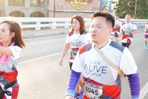 BIB: 6045
                            <button type="button" onclick="openModal(6435937)" class="btn btn-primary btn-sm float-right btn-popup" data-toggle="modal" data-target=".modal-high-quality">
                        <i class="fas fa-shopping-cart"></i> Add to Cart
                    </button>
                                            <button type="button" onclick="isThisMe(6435937, true)" class="btn btn-success btn-sm float-right btn-popup btn-isme hidden" data-toggle="tooltip" data-placement="bottom" title="นี่คือรูปของคุณใช่ไหม คลิกที่นี่เพื่อเอาเข้าอัลบั้ม">
                        <i class="fas fa-plus"></i> Add to album
                    </button>
                    <button type="button" onclick="isThisMe(6435937, false)" class="btn btn-warning btn-sm float-right btn-popup btn-isnotme hidden">
                        <i class="fas fa-ban"></i> Remove from album
                    </button>