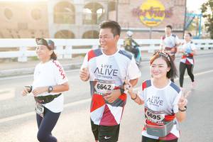 BIB: 6642, 6695
                            <button type="button" onclick="openModal(6470331)" class="btn btn-primary btn-sm float-right btn-popup" data-toggle="modal" data-target=".modal-high-quality">
                        <i class="fas fa-shopping-cart"></i> Add to Cart
                    </button>
                                            <button type="button" onclick="isThisMe(6470331, true)" class="btn btn-success btn-sm float-right btn-popup btn-isme hidden" data-toggle="tooltip" data-placement="bottom" title="นี่คือรูปของคุณใช่ไหม คลิกที่นี่เพื่อเอาเข้าอัลบั้ม">
                        <i class="fas fa-plus"></i> Add to album
                    </button>
                    <button type="button" onclick="isThisMe(6470331, false)" class="btn btn-warning btn-sm float-right btn-popup btn-isnotme hidden">
                        <i class="fas fa-ban"></i> Remove from album
                    </button>