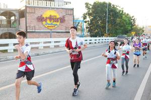 BIB: 6300, 797, 3129
                            <button type="button" onclick="openModal(6469455)" class="btn btn-primary btn-sm float-right btn-popup" data-toggle="modal" data-target=".modal-high-quality">
                        <i class="fas fa-shopping-cart"></i> Add to Cart
                    </button>
                                            <button type="button" onclick="isThisMe(6469455, true)" class="btn btn-success btn-sm float-right btn-popup btn-isme hidden" data-toggle="tooltip" data-placement="bottom" title="นี่คือรูปของคุณใช่ไหม คลิกที่นี่เพื่อเอาเข้าอัลบั้ม">
                        <i class="fas fa-plus"></i> Add to album
                    </button>
                    <button type="button" onclick="isThisMe(6469455, false)" class="btn btn-warning btn-sm float-right btn-popup btn-isnotme hidden">
                        <i class="fas fa-ban"></i> Remove from album
                    </button>