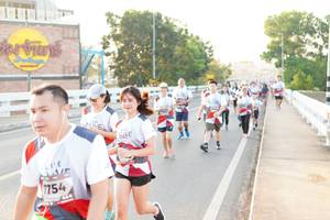 BIB: 7754, 
                            <button type="button" onclick="openModal(6436347)" class="btn btn-primary btn-sm float-right btn-popup" data-toggle="modal" data-target=".modal-high-quality">
                        <i class="fas fa-shopping-cart"></i> Add to Cart
                    </button>
                                            <button type="button" onclick="isThisMe(6436347, true)" class="btn btn-success btn-sm float-right btn-popup btn-isme hidden" data-toggle="tooltip" data-placement="bottom" title="นี่คือรูปของคุณใช่ไหม คลิกที่นี่เพื่อเอาเข้าอัลบั้ม">
                        <i class="fas fa-plus"></i> Add to album
                    </button>
                    <button type="button" onclick="isThisMe(6436347, false)" class="btn btn-warning btn-sm float-right btn-popup btn-isnotme hidden">
                        <i class="fas fa-ban"></i> Remove from album
                    </button>