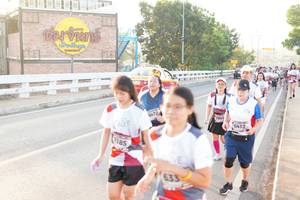 BIB: 6472, 6413, 633
                            <button type="button" onclick="openModal(6436434)" class="btn btn-primary btn-sm float-right btn-popup" data-toggle="modal" data-target=".modal-high-quality">
                        <i class="fas fa-shopping-cart"></i> Add to Cart
                    </button>
                                            <button type="button" onclick="isThisMe(6436434, true)" class="btn btn-success btn-sm float-right btn-popup btn-isme hidden" data-toggle="tooltip" data-placement="bottom" title="นี่คือรูปของคุณใช่ไหม คลิกที่นี่เพื่อเอาเข้าอัลบั้ม">
                        <i class="fas fa-plus"></i> Add to album
                    </button>
                    <button type="button" onclick="isThisMe(6436434, false)" class="btn btn-warning btn-sm float-right btn-popup btn-isnotme hidden">
                        <i class="fas fa-ban"></i> Remove from album
                    </button>