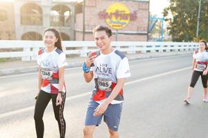 BIB: 7248, 6985
                            <button type="button" onclick="openModal(6470283)" class="btn btn-primary btn-sm float-right btn-popup" data-toggle="modal" data-target=".modal-high-quality">
                        <i class="fas fa-shopping-cart"></i> Add to Cart
                    </button>
                                            <button type="button" onclick="isThisMe(6470283, true)" class="btn btn-success btn-sm float-right btn-popup btn-isme hidden" data-toggle="tooltip" data-placement="bottom" title="นี่คือรูปของคุณใช่ไหม คลิกที่นี่เพื่อเอาเข้าอัลบั้ม">
                        <i class="fas fa-plus"></i> Add to album
                    </button>
                    <button type="button" onclick="isThisMe(6470283, false)" class="btn btn-warning btn-sm float-right btn-popup btn-isnotme hidden">
                        <i class="fas fa-ban"></i> Remove from album
                    </button>