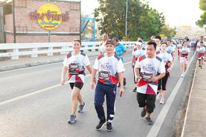 BIB: 3899, 2990, 3703
                            <button type="button" onclick="openModal(6470228)" class="btn btn-primary btn-sm float-right btn-popup" data-toggle="modal" data-target=".modal-high-quality">
                        <i class="fas fa-shopping-cart"></i> Add to Cart
                    </button>
                                            <button type="button" onclick="isThisMe(6470228, true)" class="btn btn-success btn-sm float-right btn-popup btn-isme hidden" data-toggle="tooltip" data-placement="bottom" title="นี่คือรูปของคุณใช่ไหม คลิกที่นี่เพื่อเอาเข้าอัลบั้ม">
                        <i class="fas fa-plus"></i> Add to album
                    </button>
                    <button type="button" onclick="isThisMe(6470228, false)" class="btn btn-warning btn-sm float-right btn-popup btn-isnotme hidden">
                        <i class="fas fa-ban"></i> Remove from album
                    </button>