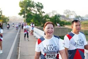 BIB: 7527
                            <button type="button" onclick="openModal(6437180)" class="btn btn-primary btn-sm float-right btn-popup" data-toggle="modal" data-target=".modal-high-quality">
                        <i class="fas fa-shopping-cart"></i> Add to Cart
                    </button>
                                            <button type="button" onclick="isThisMe(6437180, true)" class="btn btn-success btn-sm float-right btn-popup btn-isme hidden" data-toggle="tooltip" data-placement="bottom" title="นี่คือรูปของคุณใช่ไหม คลิกที่นี่เพื่อเอาเข้าอัลบั้ม">
                        <i class="fas fa-plus"></i> Add to album
                    </button>
                    <button type="button" onclick="isThisMe(6437180, false)" class="btn btn-warning btn-sm float-right btn-popup btn-isnotme hidden">
                        <i class="fas fa-ban"></i> Remove from album
                    </button>