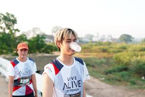 BIB: 2208
                            <button type="button" onclick="openModal(6437298)" class="btn btn-primary btn-sm float-right btn-popup" data-toggle="modal" data-target=".modal-high-quality">
                        <i class="fas fa-shopping-cart"></i> Add to Cart
                    </button>
                                            <button type="button" onclick="isThisMe(6437298, true)" class="btn btn-success btn-sm float-right btn-popup btn-isme hidden" data-toggle="tooltip" data-placement="bottom" title="นี่คือรูปของคุณใช่ไหม คลิกที่นี่เพื่อเอาเข้าอัลบั้ม">
                        <i class="fas fa-plus"></i> Add to album
                    </button>
                    <button type="button" onclick="isThisMe(6437298, false)" class="btn btn-warning btn-sm float-right btn-popup btn-isnotme hidden">
                        <i class="fas fa-ban"></i> Remove from album
                    </button>