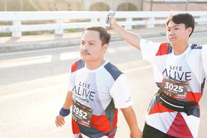 BIB: 3025, 124, 2952, 128
                            <button type="button" onclick="openModal(6436788)" class="btn btn-primary btn-sm float-right btn-popup" data-toggle="modal" data-target=".modal-high-quality">
                        <i class="fas fa-shopping-cart"></i> Add to Cart
                    </button>
                                            <button type="button" onclick="isThisMe(6436788, true)" class="btn btn-success btn-sm float-right btn-popup btn-isme hidden" data-toggle="tooltip" data-placement="bottom" title="นี่คือรูปของคุณใช่ไหม คลิกที่นี่เพื่อเอาเข้าอัลบั้ม">
                        <i class="fas fa-plus"></i> Add to album
                    </button>
                    <button type="button" onclick="isThisMe(6436788, false)" class="btn btn-warning btn-sm float-right btn-popup btn-isnotme hidden">
                        <i class="fas fa-ban"></i> Remove from album
                    </button>