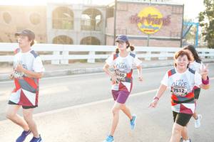 BIB: 6450, 7512
                            <button type="button" onclick="openModal(6435945)" class="btn btn-primary btn-sm float-right btn-popup" data-toggle="modal" data-target=".modal-high-quality">
                        <i class="fas fa-shopping-cart"></i> Add to Cart
                    </button>
                                            <button type="button" onclick="isThisMe(6435945, true)" class="btn btn-success btn-sm float-right btn-popup btn-isme hidden" data-toggle="tooltip" data-placement="bottom" title="นี่คือรูปของคุณใช่ไหม คลิกที่นี่เพื่อเอาเข้าอัลบั้ม">
                        <i class="fas fa-plus"></i> Add to album
                    </button>
                    <button type="button" onclick="isThisMe(6435945, false)" class="btn btn-warning btn-sm float-right btn-popup btn-isnotme hidden">
                        <i class="fas fa-ban"></i> Remove from album
                    </button>