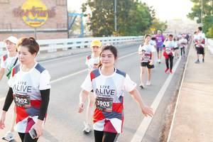 BIB: 3903, 3902
                            <button type="button" onclick="openModal(6436567)" class="btn btn-primary btn-sm float-right btn-popup" data-toggle="modal" data-target=".modal-high-quality">
                        <i class="fas fa-shopping-cart"></i> Add to Cart
                    </button>
                                            <button type="button" onclick="isThisMe(6436567, true)" class="btn btn-success btn-sm float-right btn-popup btn-isme hidden" data-toggle="tooltip" data-placement="bottom" title="นี่คือรูปของคุณใช่ไหม คลิกที่นี่เพื่อเอาเข้าอัลบั้ม">
                        <i class="fas fa-plus"></i> Add to album
                    </button>
                    <button type="button" onclick="isThisMe(6436567, false)" class="btn btn-warning btn-sm float-right btn-popup btn-isnotme hidden">
                        <i class="fas fa-ban"></i> Remove from album
                    </button>