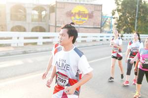 BIB: 459, 7097
                            <button type="button" onclick="openModal(6436401)" class="btn btn-primary btn-sm float-right btn-popup" data-toggle="modal" data-target=".modal-high-quality">
                        <i class="fas fa-shopping-cart"></i> Add to Cart
                    </button>
                                            <button type="button" onclick="isThisMe(6436401, true)" class="btn btn-success btn-sm float-right btn-popup btn-isme hidden" data-toggle="tooltip" data-placement="bottom" title="นี่คือรูปของคุณใช่ไหม คลิกที่นี่เพื่อเอาเข้าอัลบั้ม">
                        <i class="fas fa-plus"></i> Add to album
                    </button>
                    <button type="button" onclick="isThisMe(6436401, false)" class="btn btn-warning btn-sm float-right btn-popup btn-isnotme hidden">
                        <i class="fas fa-ban"></i> Remove from album
                    </button>