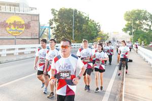 BIB: 6206, 7867, 2862
                            <button type="button" onclick="openModal(6436874)" class="btn btn-primary btn-sm float-right btn-popup" data-toggle="modal" data-target=".modal-high-quality">
                        <i class="fas fa-shopping-cart"></i> Add to Cart
                    </button>
                                            <button type="button" onclick="isThisMe(6436874, true)" class="btn btn-success btn-sm float-right btn-popup btn-isme hidden" data-toggle="tooltip" data-placement="bottom" title="นี่คือรูปของคุณใช่ไหม คลิกที่นี่เพื่อเอาเข้าอัลบั้ม">
                        <i class="fas fa-plus"></i> Add to album
                    </button>
                    <button type="button" onclick="isThisMe(6436874, false)" class="btn btn-warning btn-sm float-right btn-popup btn-isnotme hidden">
                        <i class="fas fa-ban"></i> Remove from album
                    </button>