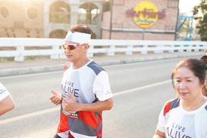 BIB: 
                            <button type="button" onclick="openModal(6470026)" class="btn btn-primary btn-sm float-right btn-popup" data-toggle="modal" data-target=".modal-high-quality">
                        <i class="fas fa-shopping-cart"></i> Add to Cart
                    </button>
                                            <button type="button" onclick="isThisMe(6470026, true)" class="btn btn-success btn-sm float-right btn-popup btn-isme hidden" data-toggle="tooltip" data-placement="bottom" title="นี่คือรูปของคุณใช่ไหม คลิกที่นี่เพื่อเอาเข้าอัลบั้ม">
                        <i class="fas fa-plus"></i> Add to album
                    </button>
                    <button type="button" onclick="isThisMe(6470026, false)" class="btn btn-warning btn-sm float-right btn-popup btn-isnotme hidden">
                        <i class="fas fa-ban"></i> Remove from album
                    </button>