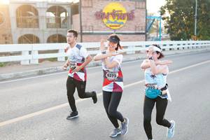 BIB: 6373
                            <button type="button" onclick="openModal(6469485)" class="btn btn-primary btn-sm float-right btn-popup" data-toggle="modal" data-target=".modal-high-quality">
                        <i class="fas fa-shopping-cart"></i> Add to Cart
                    </button>
                                            <button type="button" onclick="isThisMe(6469485, true)" class="btn btn-success btn-sm float-right btn-popup btn-isme hidden" data-toggle="tooltip" data-placement="bottom" title="นี่คือรูปของคุณใช่ไหม คลิกที่นี่เพื่อเอาเข้าอัลบั้ม">
                        <i class="fas fa-plus"></i> Add to album
                    </button>
                    <button type="button" onclick="isThisMe(6469485, false)" class="btn btn-warning btn-sm float-right btn-popup btn-isnotme hidden">
                        <i class="fas fa-ban"></i> Remove from album
                    </button>