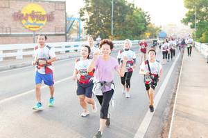 BIB: 6343, 677
                            <button type="button" onclick="openModal(6436313)" class="btn btn-primary btn-sm float-right btn-popup" data-toggle="modal" data-target=".modal-high-quality">
                        <i class="fas fa-shopping-cart"></i> Add to Cart
                    </button>
                                            <button type="button" onclick="isThisMe(6436313, true)" class="btn btn-success btn-sm float-right btn-popup btn-isme hidden" data-toggle="tooltip" data-placement="bottom" title="นี่คือรูปของคุณใช่ไหม คลิกที่นี่เพื่อเอาเข้าอัลบั้ม">
                        <i class="fas fa-plus"></i> Add to album
                    </button>
                    <button type="button" onclick="isThisMe(6436313, false)" class="btn btn-warning btn-sm float-right btn-popup btn-isnotme hidden">
                        <i class="fas fa-ban"></i> Remove from album
                    </button>