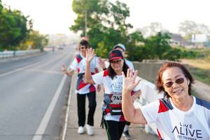 BIB: 747
                            <button type="button" onclick="openModal(6437410)" class="btn btn-primary btn-sm float-right btn-popup" data-toggle="modal" data-target=".modal-high-quality">
                        <i class="fas fa-shopping-cart"></i> Add to Cart
                    </button>
                                            <button type="button" onclick="isThisMe(6437410, true)" class="btn btn-success btn-sm float-right btn-popup btn-isme hidden" data-toggle="tooltip" data-placement="bottom" title="นี่คือรูปของคุณใช่ไหม คลิกที่นี่เพื่อเอาเข้าอัลบั้ม">
                        <i class="fas fa-plus"></i> Add to album
                    </button>
                    <button type="button" onclick="isThisMe(6437410, false)" class="btn btn-warning btn-sm float-right btn-popup btn-isnotme hidden">
                        <i class="fas fa-ban"></i> Remove from album
                    </button>