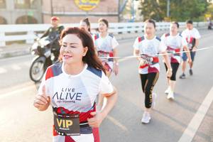 BIB: 
                            <button type="button" onclick="openModal(6436524)" class="btn btn-primary btn-sm float-right btn-popup" data-toggle="modal" data-target=".modal-high-quality">
                        <i class="fas fa-shopping-cart"></i> Add to Cart
                    </button>
                                            <button type="button" onclick="isThisMe(6436524, true)" class="btn btn-success btn-sm float-right btn-popup btn-isme hidden" data-toggle="tooltip" data-placement="bottom" title="นี่คือรูปของคุณใช่ไหม คลิกที่นี่เพื่อเอาเข้าอัลบั้ม">
                        <i class="fas fa-plus"></i> Add to album
                    </button>
                    <button type="button" onclick="isThisMe(6436524, false)" class="btn btn-warning btn-sm float-right btn-popup btn-isnotme hidden">
                        <i class="fas fa-ban"></i> Remove from album
                    </button>