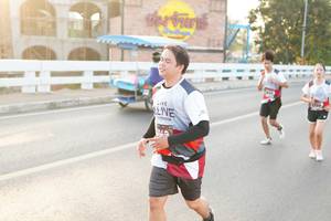 BIB: 270
                            <button type="button" onclick="openModal(6435820)" class="btn btn-primary btn-sm float-right btn-popup" data-toggle="modal" data-target=".modal-high-quality">
                        <i class="fas fa-shopping-cart"></i> Add to Cart
                    </button>
                                            <button type="button" onclick="isThisMe(6435820, true)" class="btn btn-success btn-sm float-right btn-popup btn-isme hidden" data-toggle="tooltip" data-placement="bottom" title="นี่คือรูปของคุณใช่ไหม คลิกที่นี่เพื่อเอาเข้าอัลบั้ม">
                        <i class="fas fa-plus"></i> Add to album
                    </button>
                    <button type="button" onclick="isThisMe(6435820, false)" class="btn btn-warning btn-sm float-right btn-popup btn-isnotme hidden">
                        <i class="fas fa-ban"></i> Remove from album
                    </button>