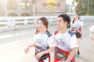 BIB: 7382, 105, 2884, 128
                            <button type="button" onclick="openModal(6436893)" class="btn btn-primary btn-sm float-right btn-popup" data-toggle="modal" data-target=".modal-high-quality">
                        <i class="fas fa-shopping-cart"></i> Add to Cart
                    </button>
                                            <button type="button" onclick="isThisMe(6436893, true)" class="btn btn-success btn-sm float-right btn-popup btn-isme hidden" data-toggle="tooltip" data-placement="bottom" title="นี่คือรูปของคุณใช่ไหม คลิกที่นี่เพื่อเอาเข้าอัลบั้ม">
                        <i class="fas fa-plus"></i> Add to album
                    </button>
                    <button type="button" onclick="isThisMe(6436893, false)" class="btn btn-warning btn-sm float-right btn-popup btn-isnotme hidden">
                        <i class="fas fa-ban"></i> Remove from album
                    </button>