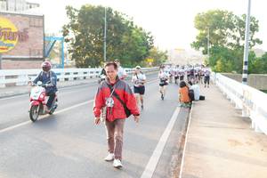 BIB: 
                            <button type="button" onclick="openModal(6436860)" class="btn btn-primary btn-sm float-right btn-popup" data-toggle="modal" data-target=".modal-high-quality">
                        <i class="fas fa-shopping-cart"></i> Add to Cart
                    </button>
                                            <button type="button" onclick="isThisMe(6436860, true)" class="btn btn-success btn-sm float-right btn-popup btn-isme hidden" data-toggle="tooltip" data-placement="bottom" title="นี่คือรูปของคุณใช่ไหม คลิกที่นี่เพื่อเอาเข้าอัลบั้ม">
                        <i class="fas fa-plus"></i> Add to album
                    </button>
                    <button type="button" onclick="isThisMe(6436860, false)" class="btn btn-warning btn-sm float-right btn-popup btn-isnotme hidden">
                        <i class="fas fa-ban"></i> Remove from album
                    </button>