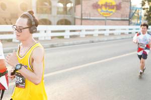 BIB: 128
                            <button type="button" onclick="openModal(6470116)" class="btn btn-primary btn-sm float-right btn-popup" data-toggle="modal" data-target=".modal-high-quality">
                        <i class="fas fa-shopping-cart"></i> Add to Cart
                    </button>
                                            <button type="button" onclick="isThisMe(6470116, true)" class="btn btn-success btn-sm float-right btn-popup btn-isme hidden" data-toggle="tooltip" data-placement="bottom" title="นี่คือรูปของคุณใช่ไหม คลิกที่นี่เพื่อเอาเข้าอัลบั้ม">
                        <i class="fas fa-plus"></i> Add to album
                    </button>
                    <button type="button" onclick="isThisMe(6470116, false)" class="btn btn-warning btn-sm float-right btn-popup btn-isnotme hidden">
                        <i class="fas fa-ban"></i> Remove from album
                    </button>