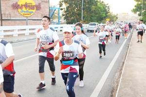 BIB: 3857
                            <button type="button" onclick="openModal(6469216)" class="btn btn-primary btn-sm float-right btn-popup" data-toggle="modal" data-target=".modal-high-quality">
                        <i class="fas fa-shopping-cart"></i> Add to Cart
                    </button>
                                            <button type="button" onclick="isThisMe(6469216, true)" class="btn btn-success btn-sm float-right btn-popup btn-isme hidden" data-toggle="tooltip" data-placement="bottom" title="นี่คือรูปของคุณใช่ไหม คลิกที่นี่เพื่อเอาเข้าอัลบั้ม">
                        <i class="fas fa-plus"></i> Add to album
                    </button>
                    <button type="button" onclick="isThisMe(6469216, false)" class="btn btn-warning btn-sm float-right btn-popup btn-isnotme hidden">
                        <i class="fas fa-ban"></i> Remove from album
                    </button>