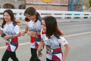 BIB: 
                            <button type="button" onclick="openModal(6437255)" class="btn btn-primary btn-sm float-right btn-popup" data-toggle="modal" data-target=".modal-high-quality">
                        <i class="fas fa-shopping-cart"></i> Add to Cart
                    </button>
                                            <button type="button" onclick="isThisMe(6437255, true)" class="btn btn-success btn-sm float-right btn-popup btn-isme hidden" data-toggle="tooltip" data-placement="bottom" title="นี่คือรูปของคุณใช่ไหม คลิกที่นี่เพื่อเอาเข้าอัลบั้ม">
                        <i class="fas fa-plus"></i> Add to album
                    </button>
                    <button type="button" onclick="isThisMe(6437255, false)" class="btn btn-warning btn-sm float-right btn-popup btn-isnotme hidden">
                        <i class="fas fa-ban"></i> Remove from album
                    </button>