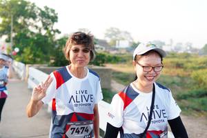 BIB: 7474
                            <button type="button" onclick="openModal(6437424)" class="btn btn-primary btn-sm float-right btn-popup" data-toggle="modal" data-target=".modal-high-quality">
                        <i class="fas fa-shopping-cart"></i> Add to Cart
                    </button>
                                            <button type="button" onclick="isThisMe(6437424, true)" class="btn btn-success btn-sm float-right btn-popup btn-isme hidden" data-toggle="tooltip" data-placement="bottom" title="นี่คือรูปของคุณใช่ไหม คลิกที่นี่เพื่อเอาเข้าอัลบั้ม">
                        <i class="fas fa-plus"></i> Add to album
                    </button>
                    <button type="button" onclick="isThisMe(6437424, false)" class="btn btn-warning btn-sm float-right btn-popup btn-isnotme hidden">
                        <i class="fas fa-ban"></i> Remove from album
                    </button>