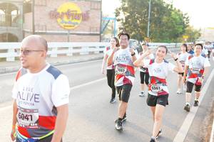 BIB: 7044, 7057, 6361, 6041
                            <button type="button" onclick="openModal(6436424)" class="btn btn-primary btn-sm float-right btn-popup" data-toggle="modal" data-target=".modal-high-quality">
                        <i class="fas fa-shopping-cart"></i> Add to Cart
                    </button>
                                            <button type="button" onclick="isThisMe(6436424, true)" class="btn btn-success btn-sm float-right btn-popup btn-isme hidden" data-toggle="tooltip" data-placement="bottom" title="นี่คือรูปของคุณใช่ไหม คลิกที่นี่เพื่อเอาเข้าอัลบั้ม">
                        <i class="fas fa-plus"></i> Add to album
                    </button>
                    <button type="button" onclick="isThisMe(6436424, false)" class="btn btn-warning btn-sm float-right btn-popup btn-isnotme hidden">
                        <i class="fas fa-ban"></i> Remove from album
                    </button>