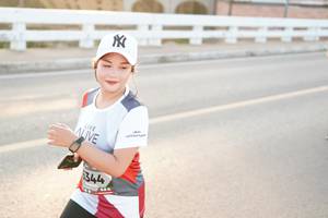 BIB: 344
                            <button type="button" onclick="openModal(6470099)" class="btn btn-primary btn-sm float-right btn-popup" data-toggle="modal" data-target=".modal-high-quality">
                        <i class="fas fa-shopping-cart"></i> Add to Cart
                    </button>
                                            <button type="button" onclick="isThisMe(6470099, true)" class="btn btn-success btn-sm float-right btn-popup btn-isme hidden" data-toggle="tooltip" data-placement="bottom" title="นี่คือรูปของคุณใช่ไหม คลิกที่นี่เพื่อเอาเข้าอัลบั้ม">
                        <i class="fas fa-plus"></i> Add to album
                    </button>
                    <button type="button" onclick="isThisMe(6470099, false)" class="btn btn-warning btn-sm float-right btn-popup btn-isnotme hidden">
                        <i class="fas fa-ban"></i> Remove from album
                    </button>