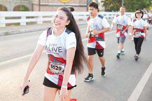 BIB: 6529
                            <button type="button" onclick="openModal(6470307)" class="btn btn-primary btn-sm float-right btn-popup" data-toggle="modal" data-target=".modal-high-quality">
                        <i class="fas fa-shopping-cart"></i> Add to Cart
                    </button>
                                            <button type="button" onclick="isThisMe(6470307, true)" class="btn btn-success btn-sm float-right btn-popup btn-isme hidden" data-toggle="tooltip" data-placement="bottom" title="นี่คือรูปของคุณใช่ไหม คลิกที่นี่เพื่อเอาเข้าอัลบั้ม">
                        <i class="fas fa-plus"></i> Add to album
                    </button>
                    <button type="button" onclick="isThisMe(6470307, false)" class="btn btn-warning btn-sm float-right btn-popup btn-isnotme hidden">
                        <i class="fas fa-ban"></i> Remove from album
                    </button>