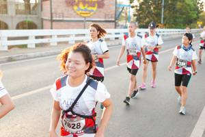 BIB: 114, 2155, 7828
                            <button type="button" onclick="openModal(6469941)" class="btn btn-primary btn-sm float-right btn-popup" data-toggle="modal" data-target=".modal-high-quality">
                        <i class="fas fa-shopping-cart"></i> Add to Cart
                    </button>
                                            <button type="button" onclick="isThisMe(6469941, true)" class="btn btn-success btn-sm float-right btn-popup btn-isme hidden" data-toggle="tooltip" data-placement="bottom" title="นี่คือรูปของคุณใช่ไหม คลิกที่นี่เพื่อเอาเข้าอัลบั้ม">
                        <i class="fas fa-plus"></i> Add to album
                    </button>
                    <button type="button" onclick="isThisMe(6469941, false)" class="btn btn-warning btn-sm float-right btn-popup btn-isnotme hidden">
                        <i class="fas fa-ban"></i> Remove from album
                    </button>