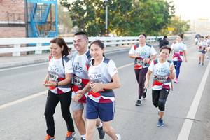 BIB: 4676, 6390, 393
                            <button type="button" onclick="openModal(6436992)" class="btn btn-primary btn-sm float-right btn-popup" data-toggle="modal" data-target=".modal-high-quality">
                        <i class="fas fa-shopping-cart"></i> Add to Cart
                    </button>
                                            <button type="button" onclick="isThisMe(6436992, true)" class="btn btn-success btn-sm float-right btn-popup btn-isme hidden" data-toggle="tooltip" data-placement="bottom" title="นี่คือรูปของคุณใช่ไหม คลิกที่นี่เพื่อเอาเข้าอัลบั้ม">
                        <i class="fas fa-plus"></i> Add to album
                    </button>
                    <button type="button" onclick="isThisMe(6436992, false)" class="btn btn-warning btn-sm float-right btn-popup btn-isnotme hidden">
                        <i class="fas fa-ban"></i> Remove from album
                    </button>