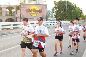 BIB: 4100, 6632, 6337, 6724, 794, 6286
                            <button type="button" onclick="openModal(6469568)" class="btn btn-primary btn-sm float-right btn-popup" data-toggle="modal" data-target=".modal-high-quality">
                        <i class="fas fa-shopping-cart"></i> Add to Cart
                    </button>
                                            <button type="button" onclick="isThisMe(6469568, true)" class="btn btn-success btn-sm float-right btn-popup btn-isme hidden" data-toggle="tooltip" data-placement="bottom" title="นี่คือรูปของคุณใช่ไหม คลิกที่นี่เพื่อเอาเข้าอัลบั้ม">
                        <i class="fas fa-plus"></i> Add to album
                    </button>
                    <button type="button" onclick="isThisMe(6469568, false)" class="btn btn-warning btn-sm float-right btn-popup btn-isnotme hidden">
                        <i class="fas fa-ban"></i> Remove from album
                    </button>