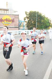 BIB: 011, 7167, 2928, 3089
                            <button type="button" onclick="openModal(6409615)" class="btn btn-primary btn-sm float-right btn-popup" data-toggle="modal" data-target=".modal-high-quality">
                        <i class="fas fa-shopping-cart"></i> Add to Cart
                    </button>
                                            <button type="button" onclick="isThisMe(6409615, true)" class="btn btn-success btn-sm float-right btn-popup btn-isme hidden" data-toggle="tooltip" data-placement="bottom" title="นี่คือรูปของคุณใช่ไหม คลิกที่นี่เพื่อเอาเข้าอัลบั้ม">
                        <i class="fas fa-plus"></i> Add to album
                    </button>
                    <button type="button" onclick="isThisMe(6409615, false)" class="btn btn-warning btn-sm float-right btn-popup btn-isnotme hidden">
                        <i class="fas fa-ban"></i> Remove from album
                    </button>