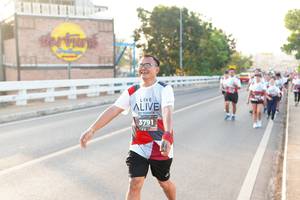 BIB: 3791
                            <button type="button" onclick="openModal(6436772)" class="btn btn-primary btn-sm float-right btn-popup" data-toggle="modal" data-target=".modal-high-quality">
                        <i class="fas fa-shopping-cart"></i> Add to Cart
                    </button>
                                            <button type="button" onclick="isThisMe(6436772, true)" class="btn btn-success btn-sm float-right btn-popup btn-isme hidden" data-toggle="tooltip" data-placement="bottom" title="นี่คือรูปของคุณใช่ไหม คลิกที่นี่เพื่อเอาเข้าอัลบั้ม">
                        <i class="fas fa-plus"></i> Add to album
                    </button>
                    <button type="button" onclick="isThisMe(6436772, false)" class="btn btn-warning btn-sm float-right btn-popup btn-isnotme hidden">
                        <i class="fas fa-ban"></i> Remove from album
                    </button>