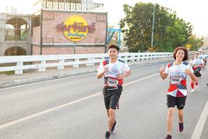 BIB: 7896, 7697
                            <button type="button" onclick="openModal(6469596)" class="btn btn-primary btn-sm float-right btn-popup" data-toggle="modal" data-target=".modal-high-quality">
                        <i class="fas fa-shopping-cart"></i> Add to Cart
                    </button>
                                            <button type="button" onclick="isThisMe(6469596, true)" class="btn btn-success btn-sm float-right btn-popup btn-isme hidden" data-toggle="tooltip" data-placement="bottom" title="นี่คือรูปของคุณใช่ไหม คลิกที่นี่เพื่อเอาเข้าอัลบั้ม">
                        <i class="fas fa-plus"></i> Add to album
                    </button>
                    <button type="button" onclick="isThisMe(6469596, false)" class="btn btn-warning btn-sm float-right btn-popup btn-isnotme hidden">
                        <i class="fas fa-ban"></i> Remove from album
                    </button>