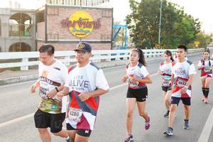 BIB: 2639, 6632, 337, 6724, 6286
                            <button type="button" onclick="openModal(6469573)" class="btn btn-primary btn-sm float-right btn-popup" data-toggle="modal" data-target=".modal-high-quality">
                        <i class="fas fa-shopping-cart"></i> Add to Cart
                    </button>
                                            <button type="button" onclick="isThisMe(6469573, true)" class="btn btn-success btn-sm float-right btn-popup btn-isme hidden" data-toggle="tooltip" data-placement="bottom" title="นี่คือรูปของคุณใช่ไหม คลิกที่นี่เพื่อเอาเข้าอัลบั้ม">
                        <i class="fas fa-plus"></i> Add to album
                    </button>
                    <button type="button" onclick="isThisMe(6469573, false)" class="btn btn-warning btn-sm float-right btn-popup btn-isnotme hidden">
                        <i class="fas fa-ban"></i> Remove from album
                    </button>