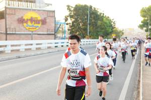 BIB: 782, 6952
                            <button type="button" onclick="openModal(6470054)" class="btn btn-primary btn-sm float-right btn-popup" data-toggle="modal" data-target=".modal-high-quality">
                        <i class="fas fa-shopping-cart"></i> Add to Cart
                    </button>
                                            <button type="button" onclick="isThisMe(6470054, true)" class="btn btn-success btn-sm float-right btn-popup btn-isme hidden" data-toggle="tooltip" data-placement="bottom" title="นี่คือรูปของคุณใช่ไหม คลิกที่นี่เพื่อเอาเข้าอัลบั้ม">
                        <i class="fas fa-plus"></i> Add to album
                    </button>
                    <button type="button" onclick="isThisMe(6470054, false)" class="btn btn-warning btn-sm float-right btn-popup btn-isnotme hidden">
                        <i class="fas fa-ban"></i> Remove from album
                    </button>