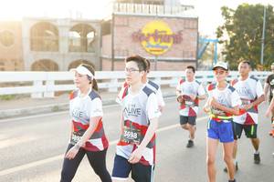 BIB: 3698, 389
                            <button type="button" onclick="openModal(6470241)" class="btn btn-primary btn-sm float-right btn-popup" data-toggle="modal" data-target=".modal-high-quality">
                        <i class="fas fa-shopping-cart"></i> Add to Cart
                    </button>
                                            <button type="button" onclick="isThisMe(6470241, true)" class="btn btn-success btn-sm float-right btn-popup btn-isme hidden" data-toggle="tooltip" data-placement="bottom" title="นี่คือรูปของคุณใช่ไหม คลิกที่นี่เพื่อเอาเข้าอัลบั้ม">
                        <i class="fas fa-plus"></i> Add to album
                    </button>
                    <button type="button" onclick="isThisMe(6470241, false)" class="btn btn-warning btn-sm float-right btn-popup btn-isnotme hidden">
                        <i class="fas fa-ban"></i> Remove from album
                    </button>