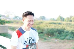 BIB: 2961
                            <button type="button" onclick="openModal(6437105)" class="btn btn-primary btn-sm float-right btn-popup" data-toggle="modal" data-target=".modal-high-quality">
                        <i class="fas fa-shopping-cart"></i> Add to Cart
                    </button>
                                            <button type="button" onclick="isThisMe(6437105, true)" class="btn btn-success btn-sm float-right btn-popup btn-isme hidden" data-toggle="tooltip" data-placement="bottom" title="นี่คือรูปของคุณใช่ไหม คลิกที่นี่เพื่อเอาเข้าอัลบั้ม">
                        <i class="fas fa-plus"></i> Add to album
                    </button>
                    <button type="button" onclick="isThisMe(6437105, false)" class="btn btn-warning btn-sm float-right btn-popup btn-isnotme hidden">
                        <i class="fas fa-ban"></i> Remove from album
                    </button>