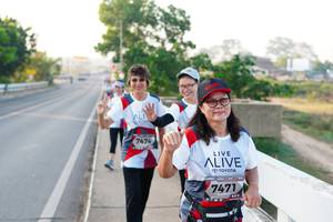 BIB: 7474, 7471
                            <button type="button" onclick="openModal(6437415)" class="btn btn-primary btn-sm float-right btn-popup" data-toggle="modal" data-target=".modal-high-quality">
                        <i class="fas fa-shopping-cart"></i> Add to Cart
                    </button>
                                            <button type="button" onclick="isThisMe(6437415, true)" class="btn btn-success btn-sm float-right btn-popup btn-isme hidden" data-toggle="tooltip" data-placement="bottom" title="นี่คือรูปของคุณใช่ไหม คลิกที่นี่เพื่อเอาเข้าอัลบั้ม">
                        <i class="fas fa-plus"></i> Add to album
                    </button>
                    <button type="button" onclick="isThisMe(6437415, false)" class="btn btn-warning btn-sm float-right btn-popup btn-isnotme hidden">
                        <i class="fas fa-ban"></i> Remove from album
                    </button>