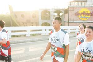 BIB: 781, 7983
                            <button type="button" onclick="openModal(6410090)" class="btn btn-primary btn-sm float-right btn-popup" data-toggle="modal" data-target=".modal-high-quality">
                        <i class="fas fa-shopping-cart"></i> Add to Cart
                    </button>
                                            <button type="button" onclick="isThisMe(6410090, true)" class="btn btn-success btn-sm float-right btn-popup btn-isme hidden" data-toggle="tooltip" data-placement="bottom" title="นี่คือรูปของคุณใช่ไหม คลิกที่นี่เพื่อเอาเข้าอัลบั้ม">
                        <i class="fas fa-plus"></i> Add to album
                    </button>
                    <button type="button" onclick="isThisMe(6410090, false)" class="btn btn-warning btn-sm float-right btn-popup btn-isnotme hidden">
                        <i class="fas fa-ban"></i> Remove from album
                    </button>